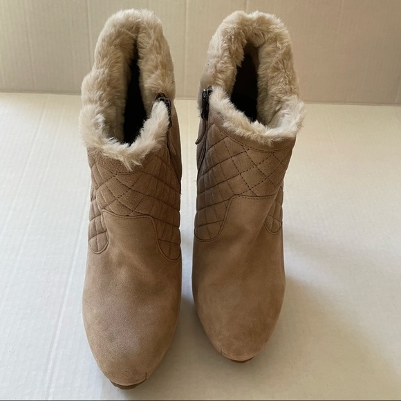 guess High Heel Platform Quilted Suede Faux Fur Ankle Booties, Tan , Size 10 - Picture 7 of 8